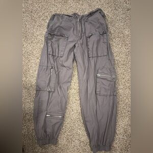 Rue 21 Meduim Women’s Grey Cargo Pants